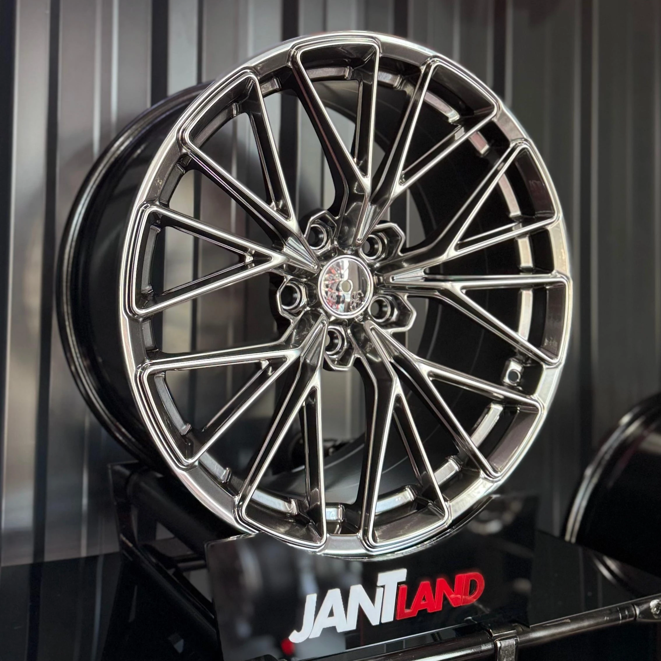 R1W-0376-5 19/5*120 19*8.5 ET33 72.6 HYPER BLACK