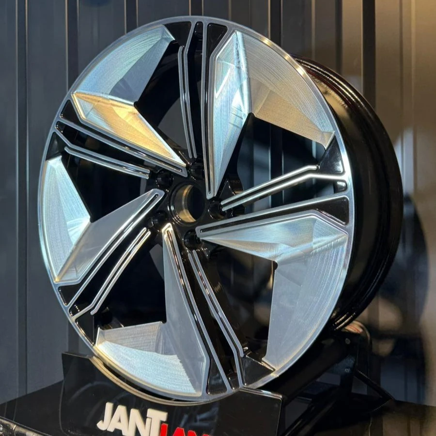 FAD23 9,0x20" 5x112 ET30 66,5 Black Milling Jant (4 adet) 