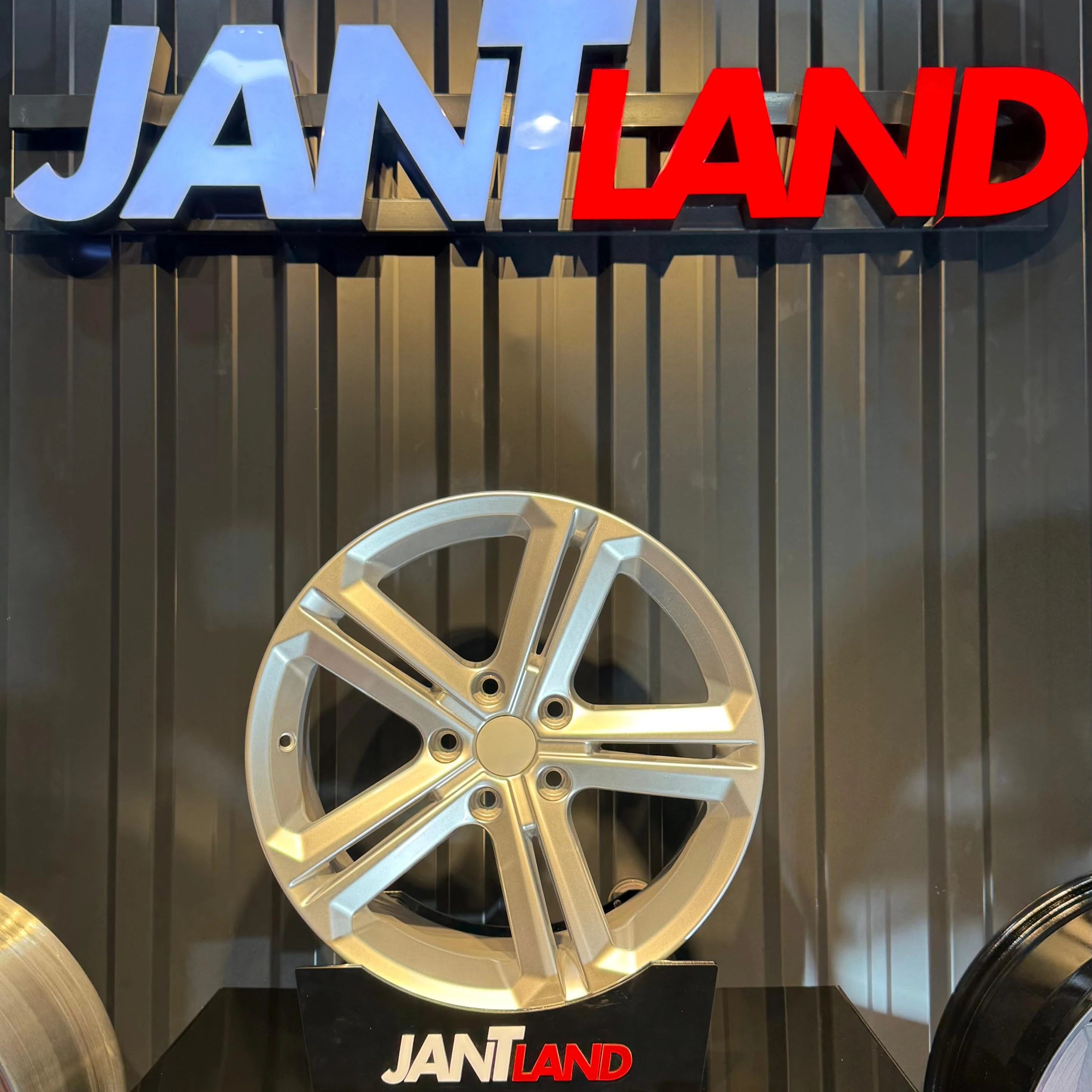 SONİC 1009/1 7.0X16 5X114.3 ET35 66.1 SİLVER (4ADET)