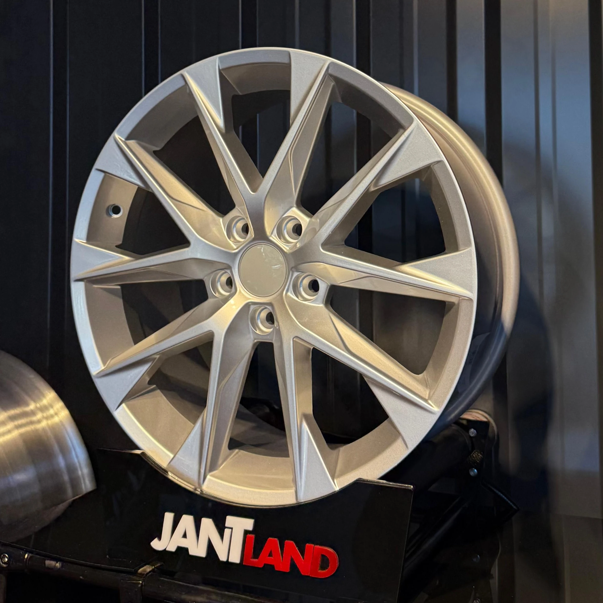 DY1448 8,0x18" 5x112 ET40 57,1 Silver Jant(4 adet)