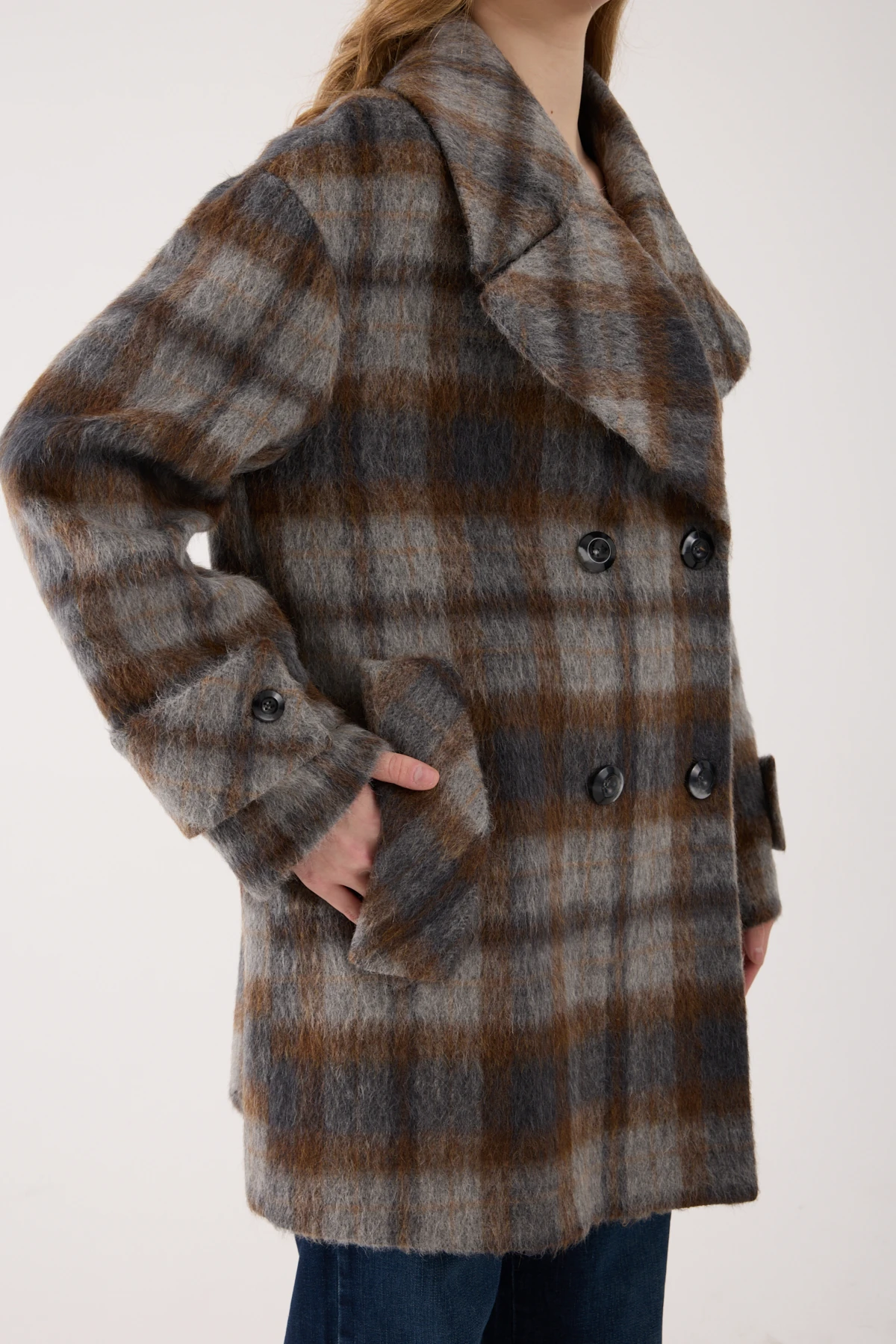 KAHVE ANTRASİT TONLARINDA YÜN KISA KABAN