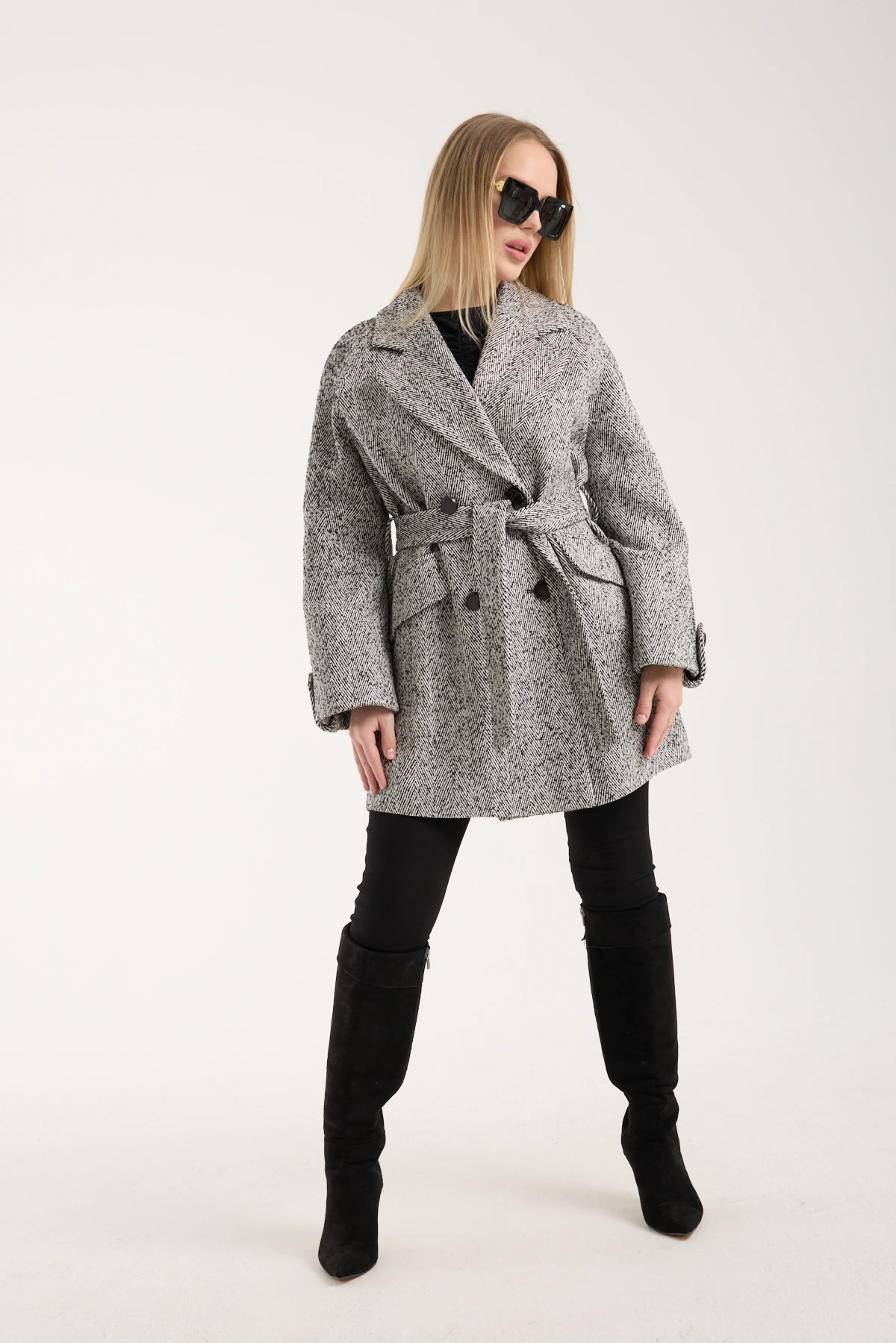 SİYAH RENK BALIK SIRTI YÜN KABAN