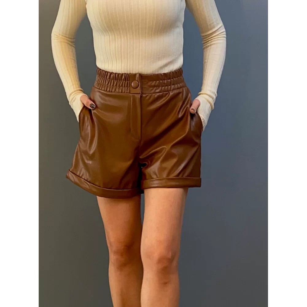 BROWN LEATHER SHORTS