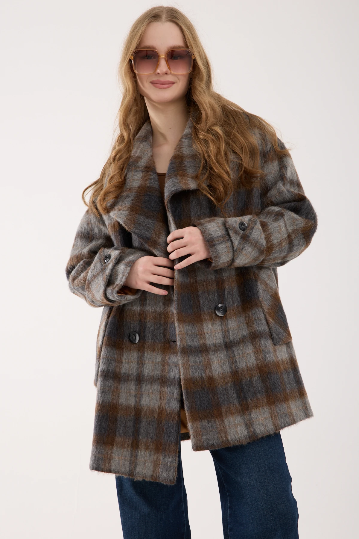 KAHVE ANTRASİT TONLARINDA YÜN KISA KABAN