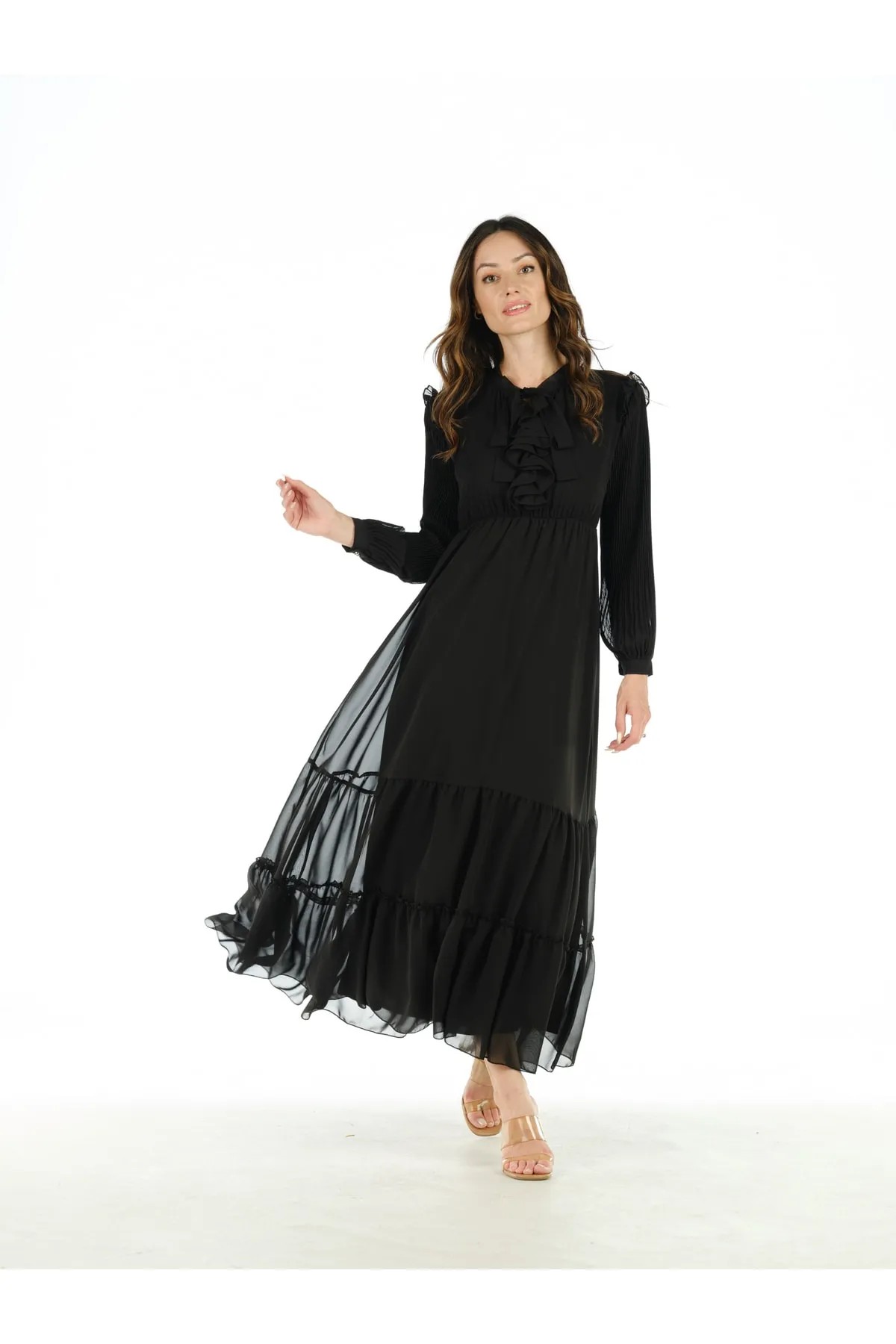 BLACK DRESS WITH PLEATED SKIRT