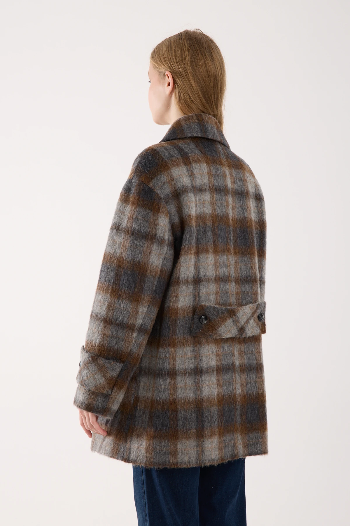 KAHVE ANTRASİT TONLARINDA YÜN KISA KABAN