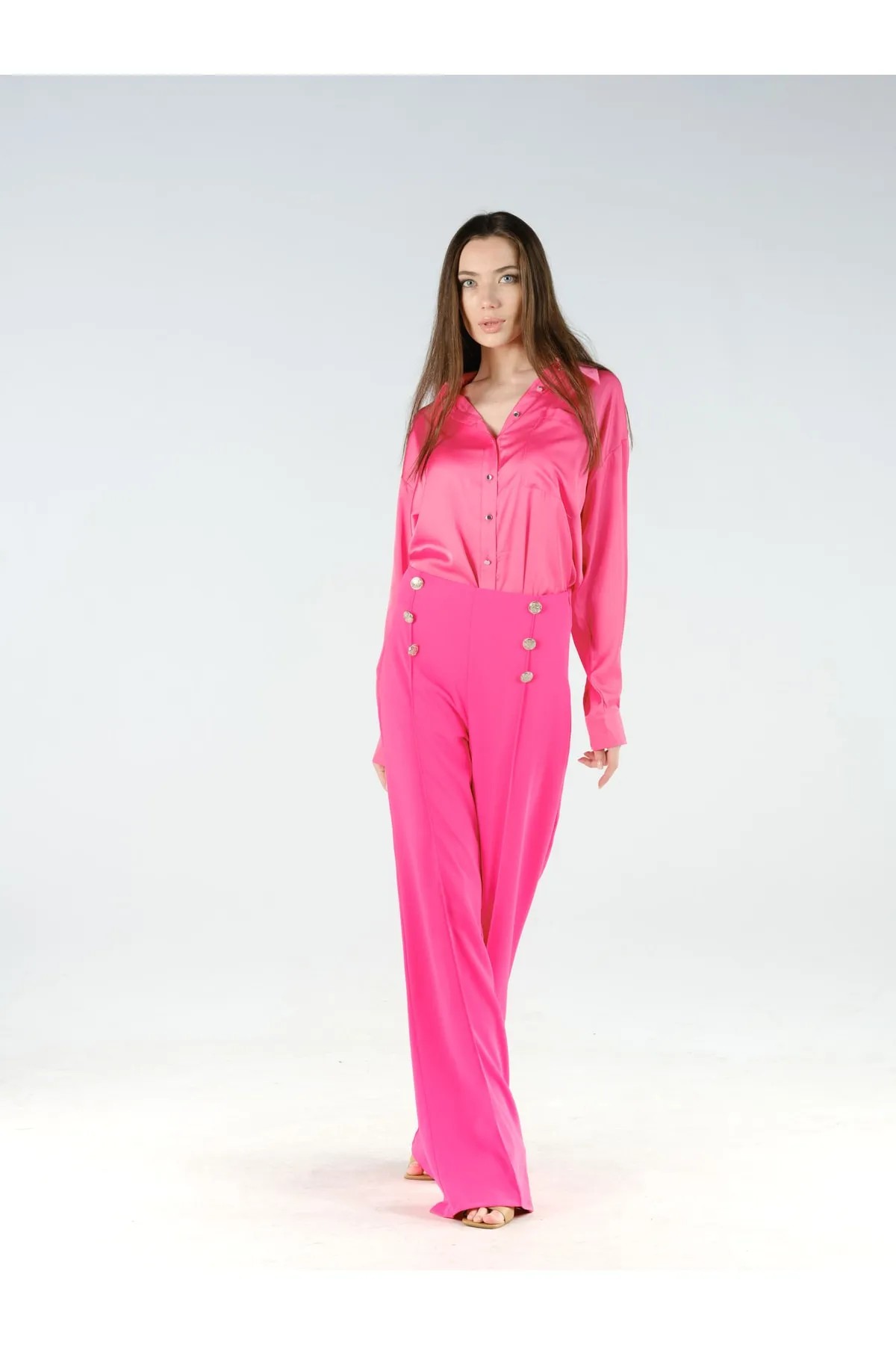 Fuchsia trousers