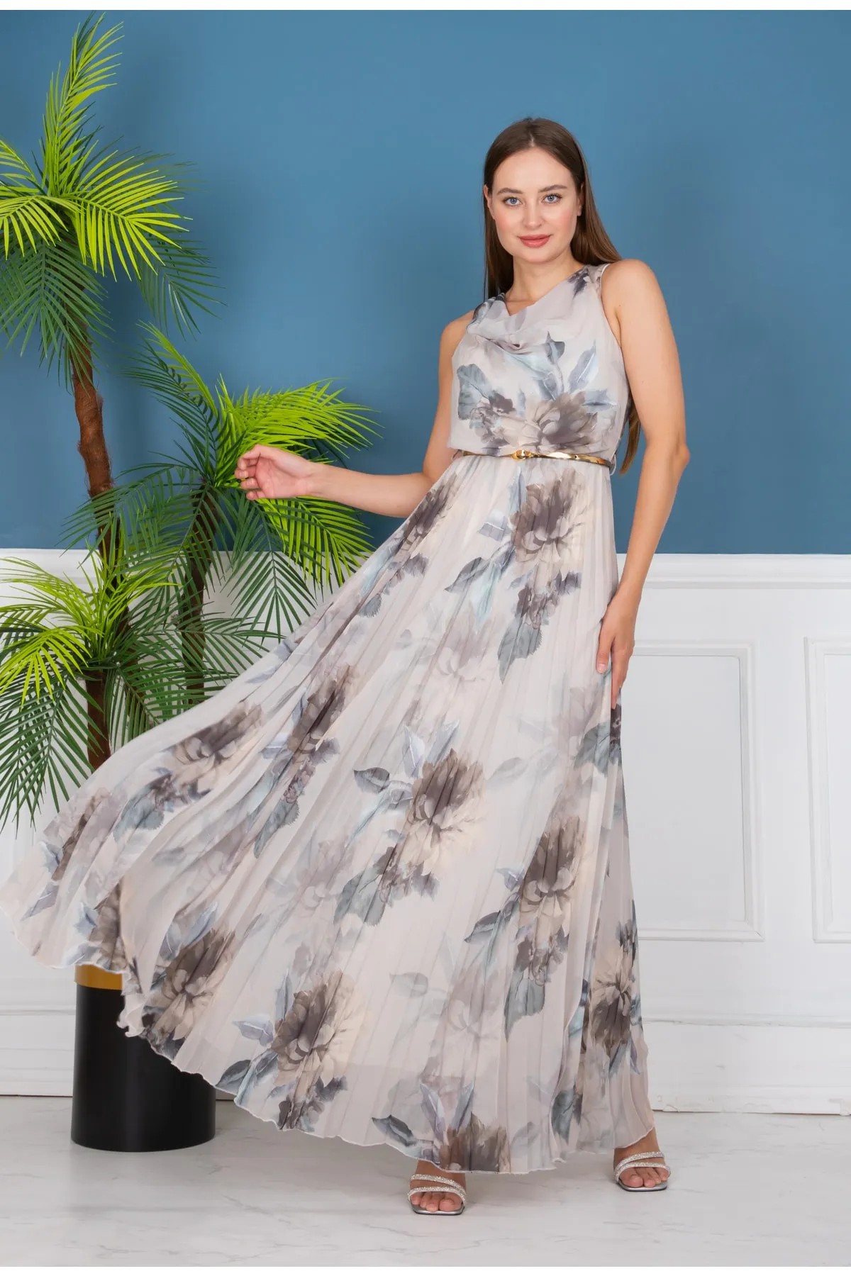 MINK FLOWER PATTERNED PLEATED DRESS