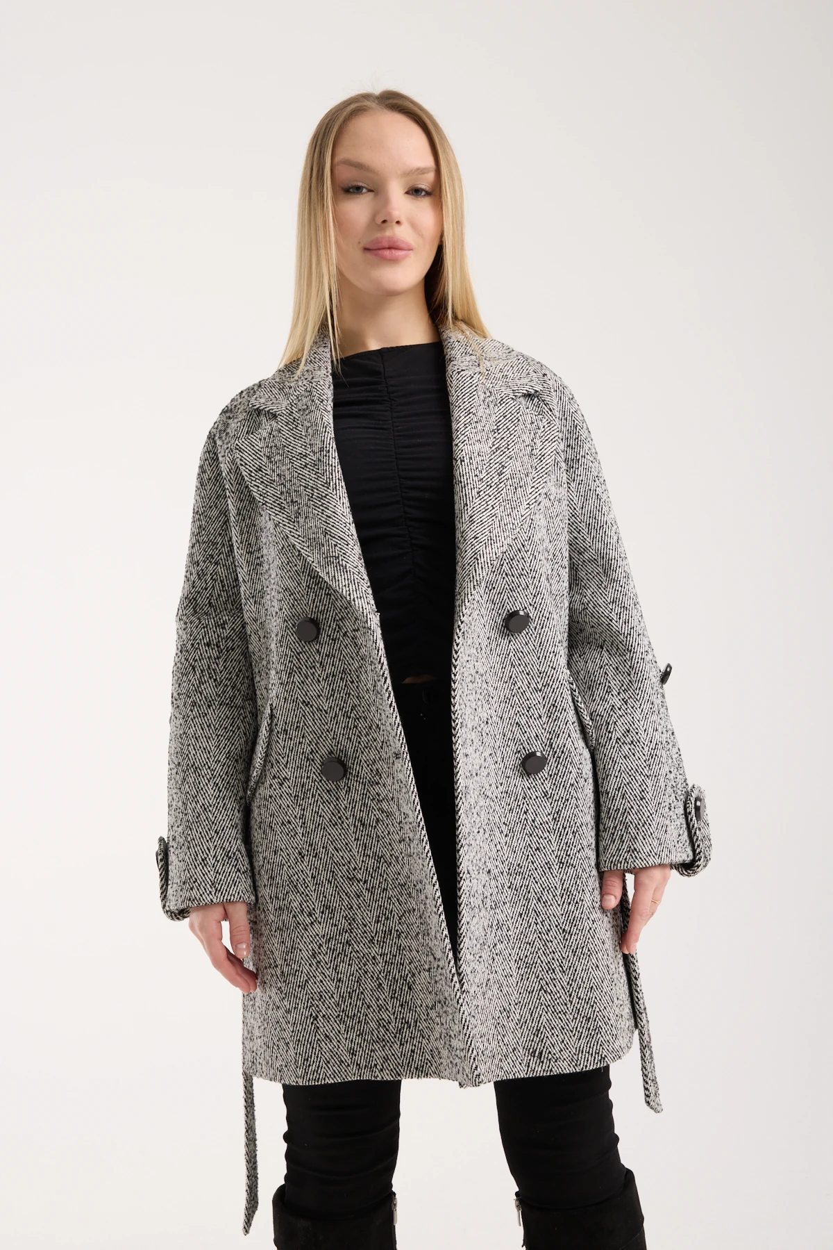 SİYAH RENK BALIK SIRTI YÜN KABAN