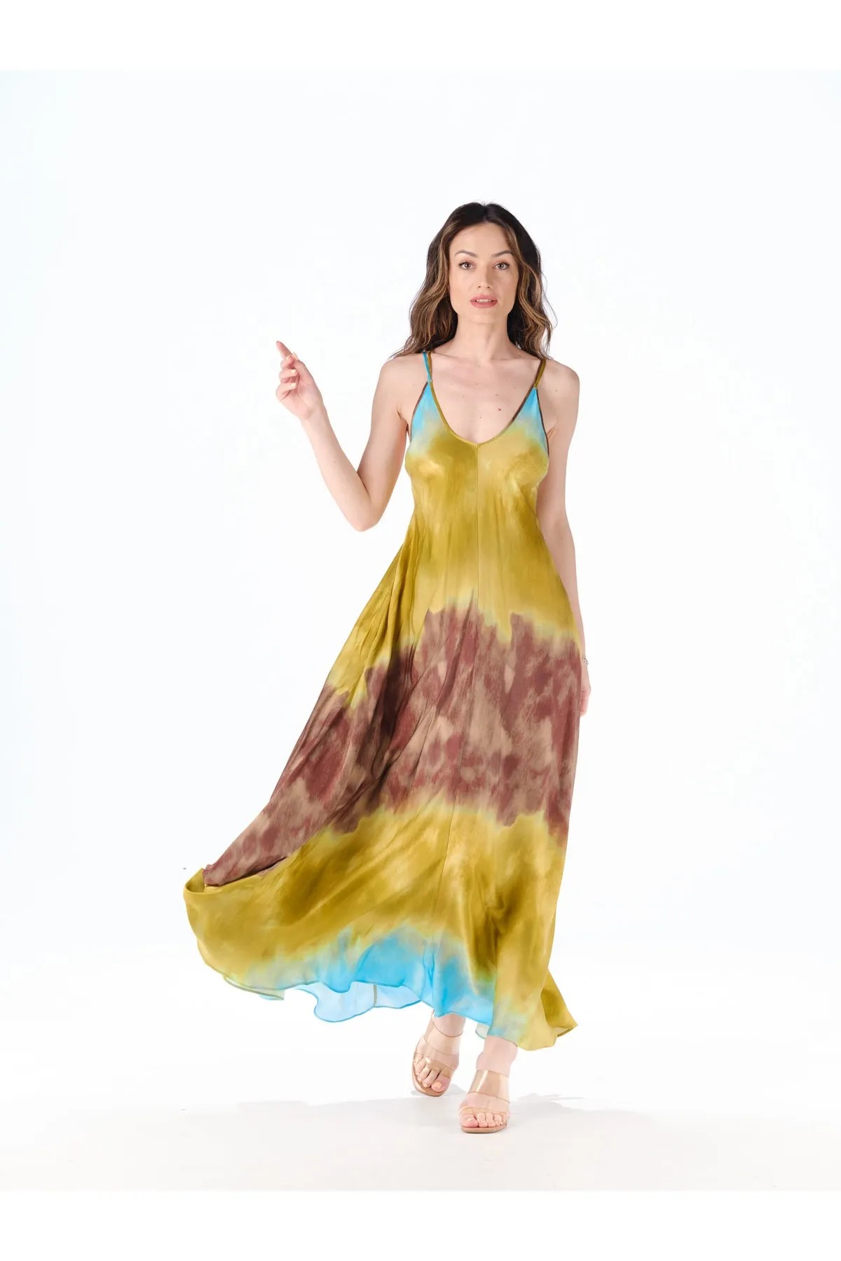 COLORFUL LONG DRESS WITH A LOW-COLLOW BACK