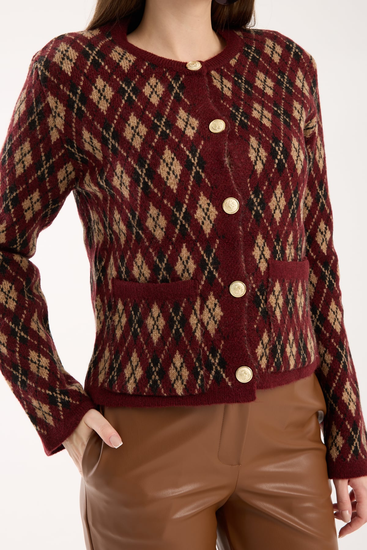 BORDO RENKLİ BEJ DESENLİ HIRKA YANDAN CEPLİ 