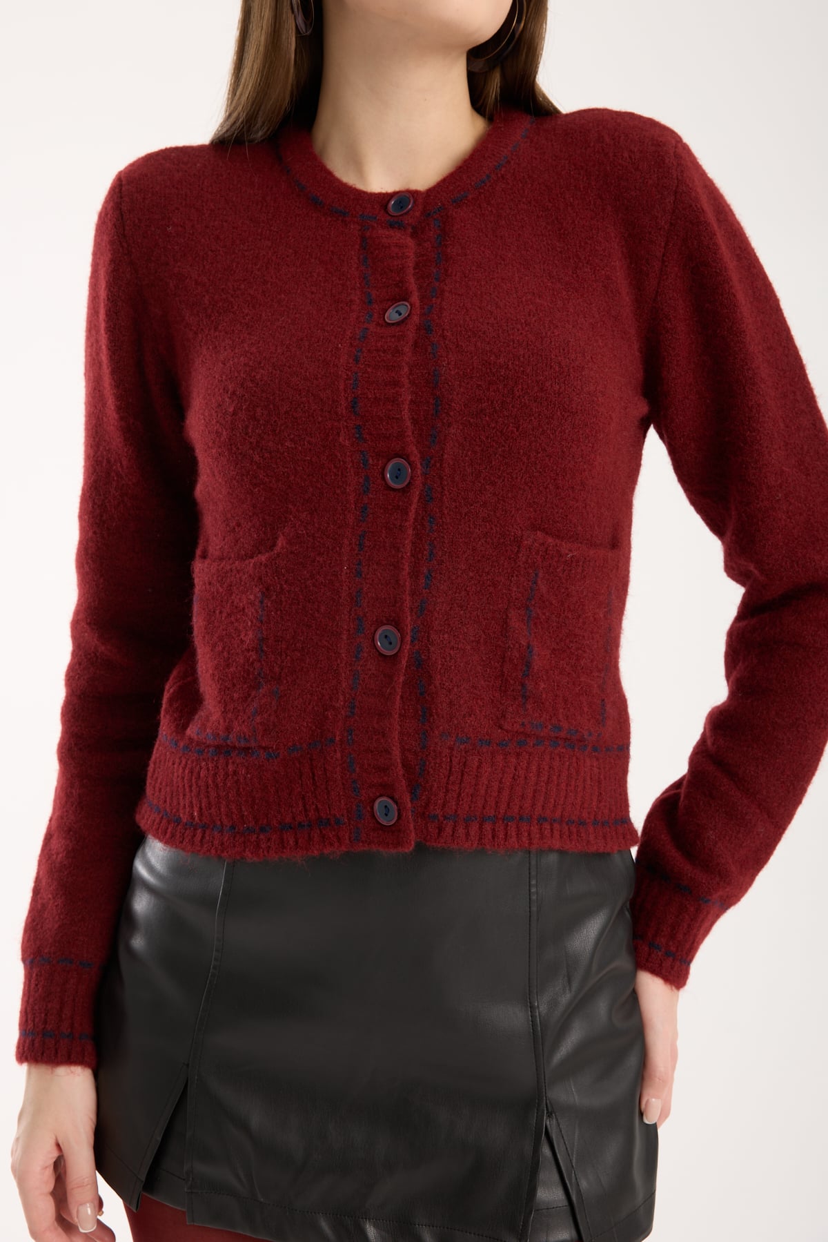 BORDO RENKLİ BİYELİ  HIRKA CEPLİ