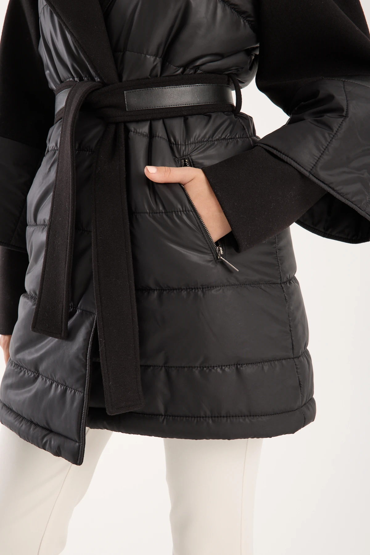 COAT SEMI CACHET SEMI PUFFER TABAN COLOR