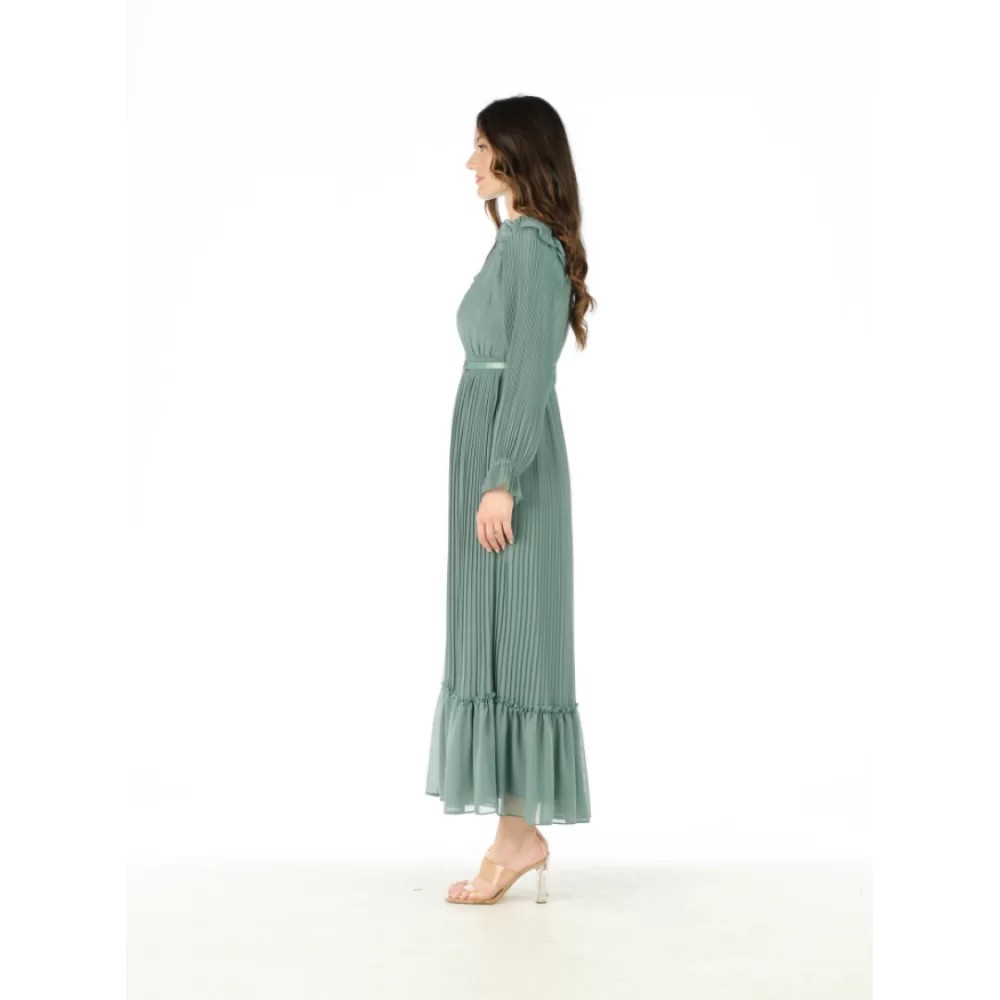 GREEN DRESS WITH PLEATED SKIRT