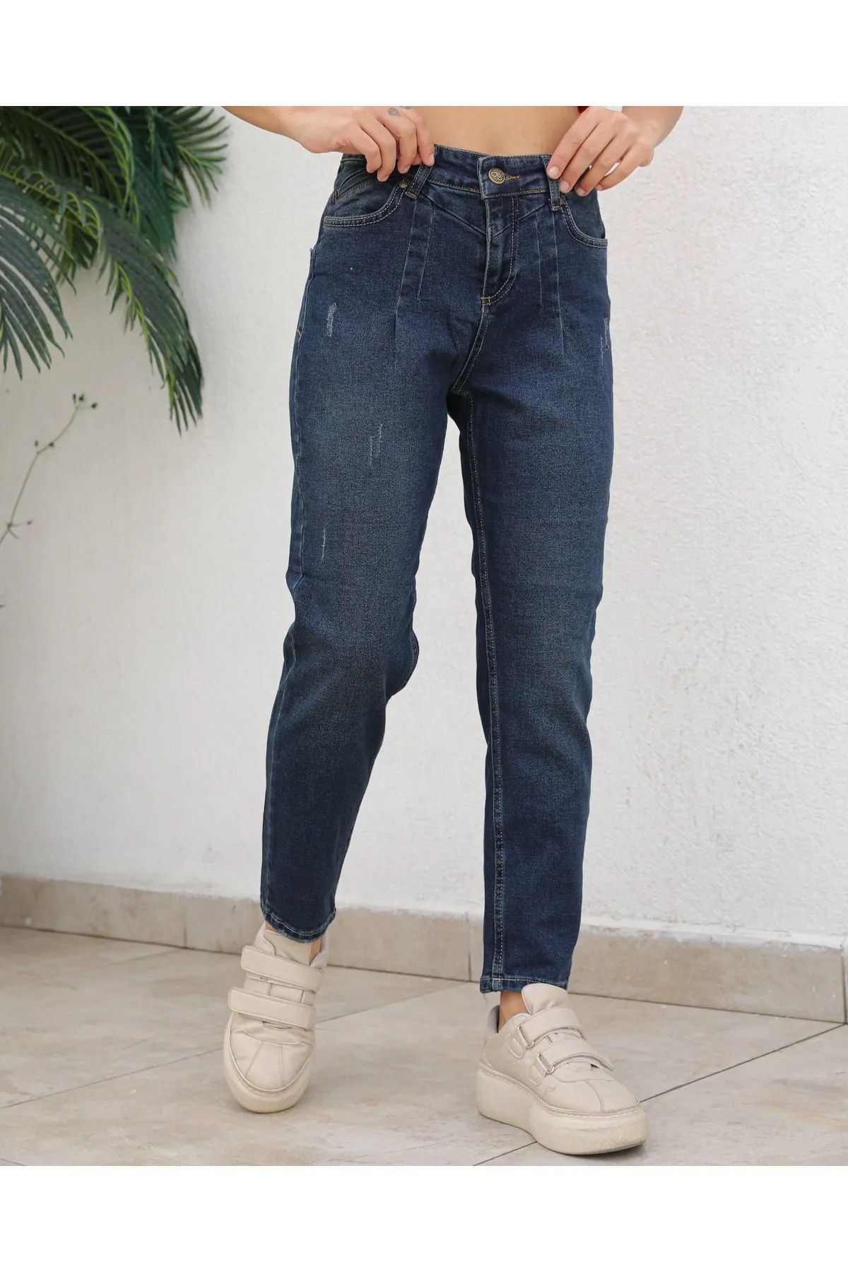 DARK BLUE MOM JEAN PANTS