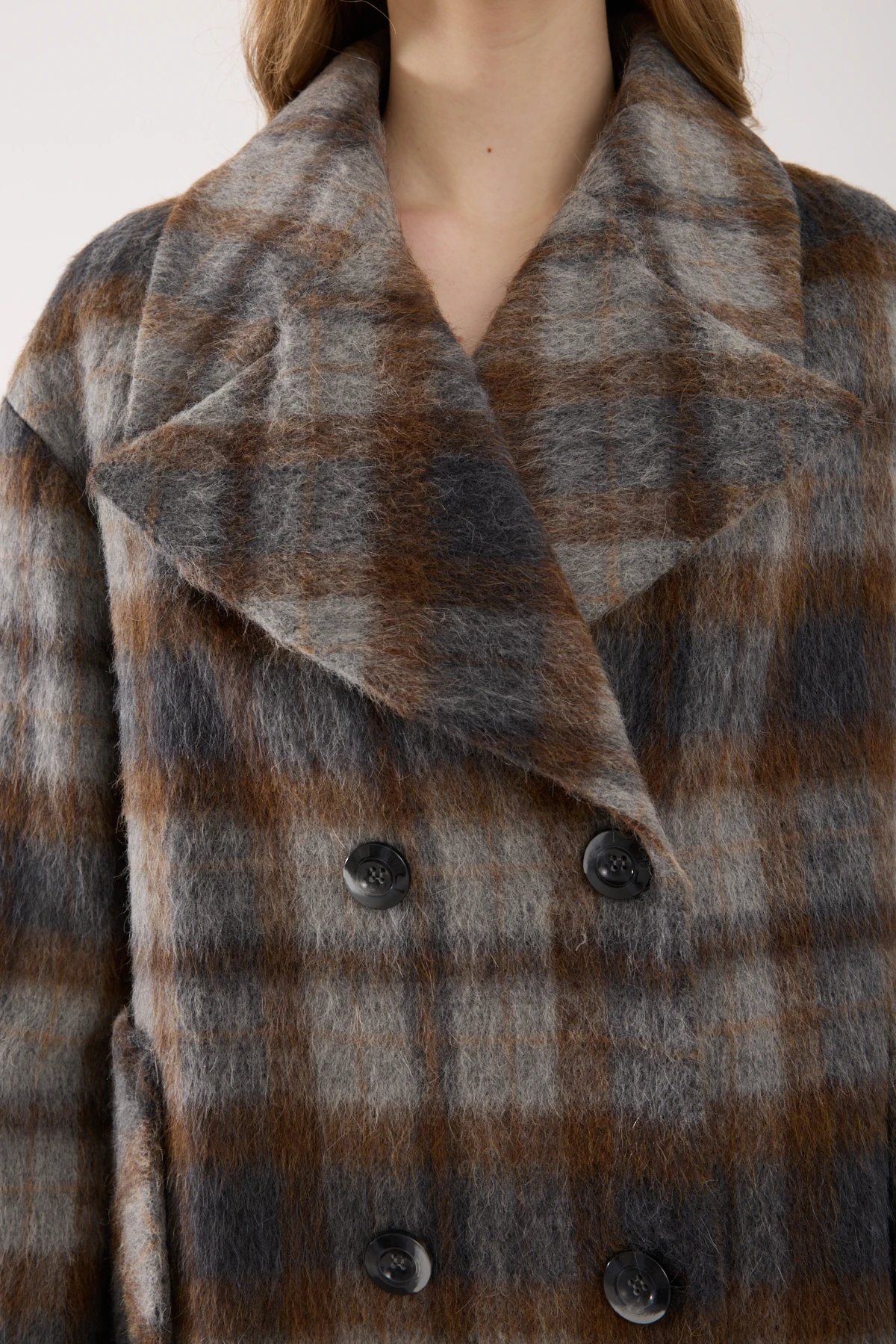 KAHVE ANTRASİT TONLARINDA YÜN KISA KABAN