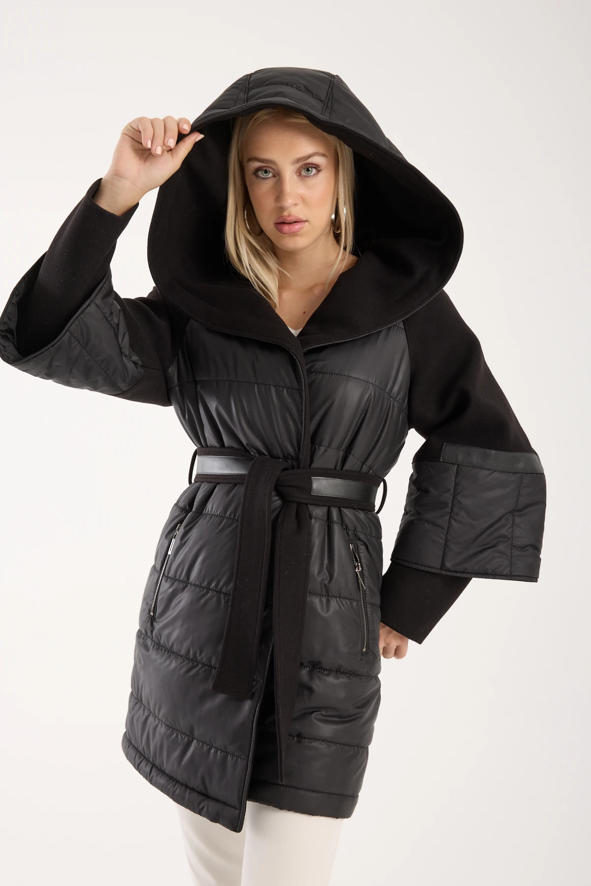 COAT SEMI CACHET SEMI PUFFER TABAN COLOR