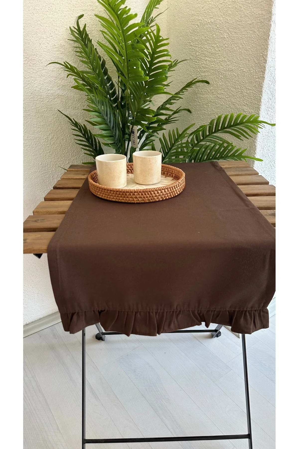 Pamuklu Leke Tutmaz Fırfırlı Runner