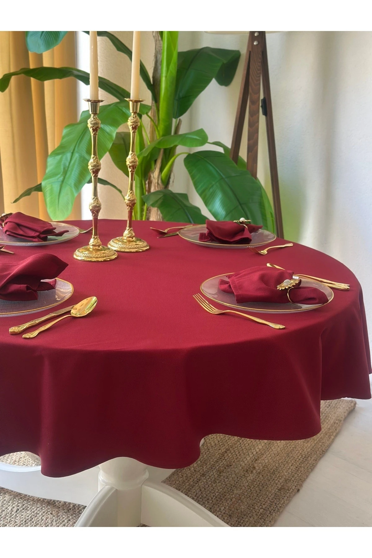 Pamuklu Kumaş Yuvarlak Masa Örtüsü Leke Tutmaz Su İtici Özellikli Dertsiz