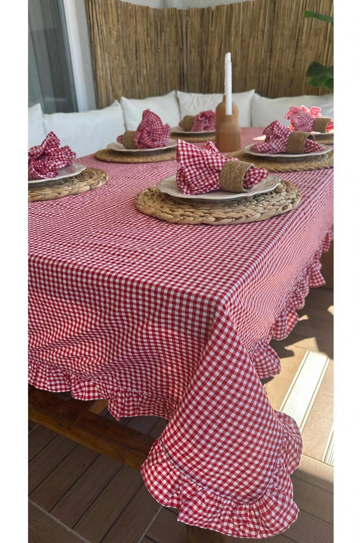 Thin Keten Pötikare Fırfırlı Masa Örtüsü