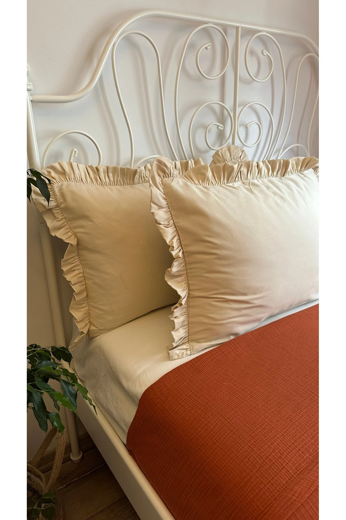 2 li Vanilya Açık Bej Pamuk Saten Fırfırlı Yastık Kılıfı