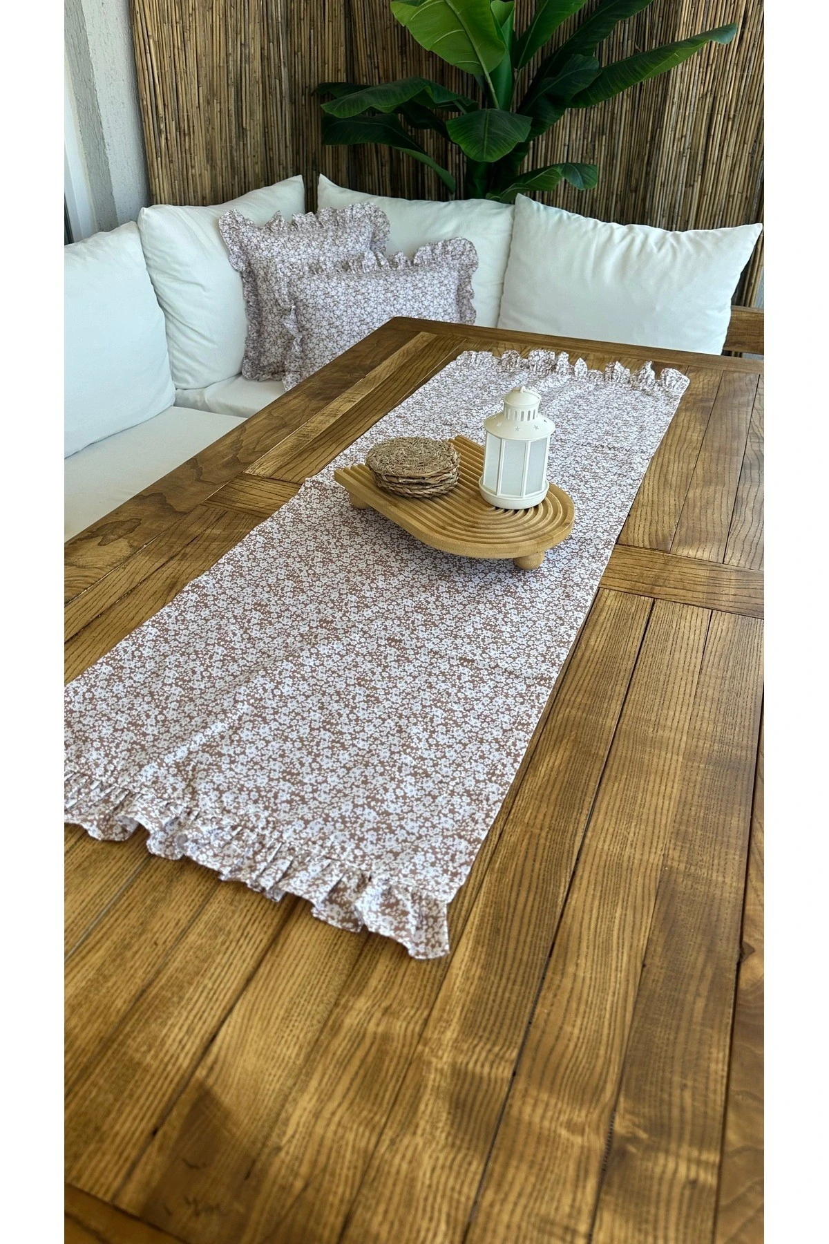 Pamuklu Kumaş Mini Çiçekli Fırfırlı Runner