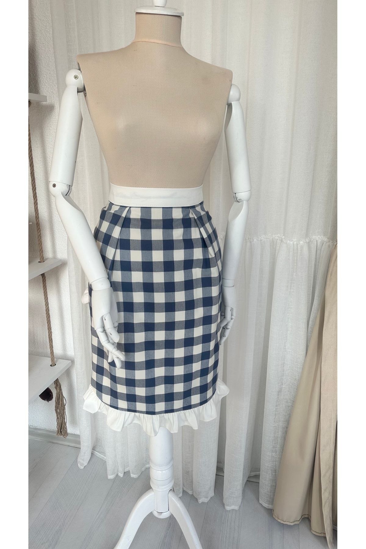 Fırfırlı Leke Tutmaz Mutfak Önlüğü Pötikare Mavi / Ekru