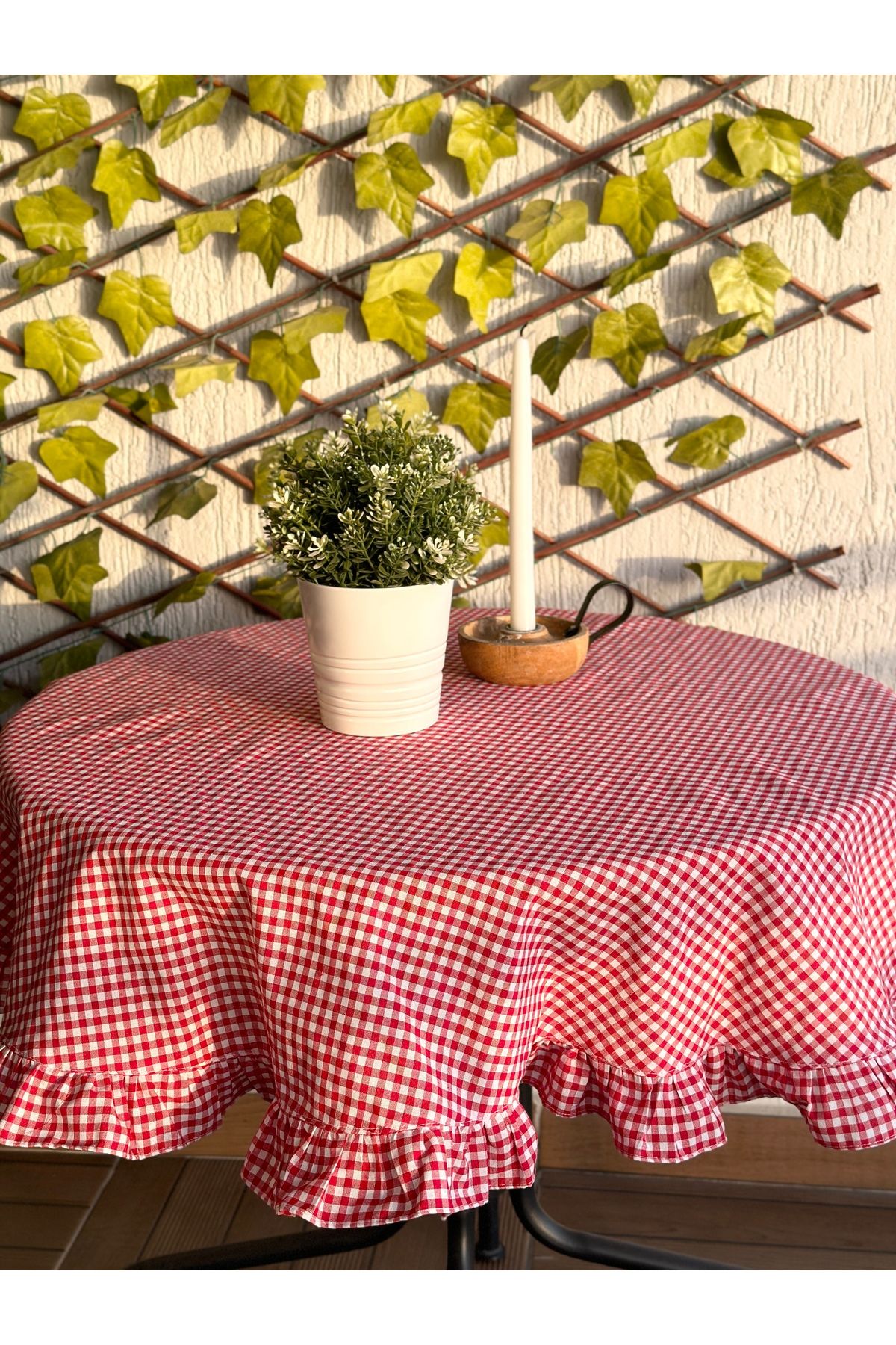 Thin Keten Kumaş Mini Pötikareli Fırfırlı Yuvarlak Masa Örtüsü - 1