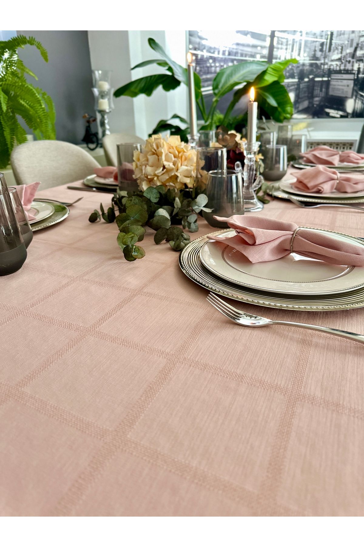 Keten Dokulu Dertsiz Kare Desenli Pudra Pembe Masa Örtüsü