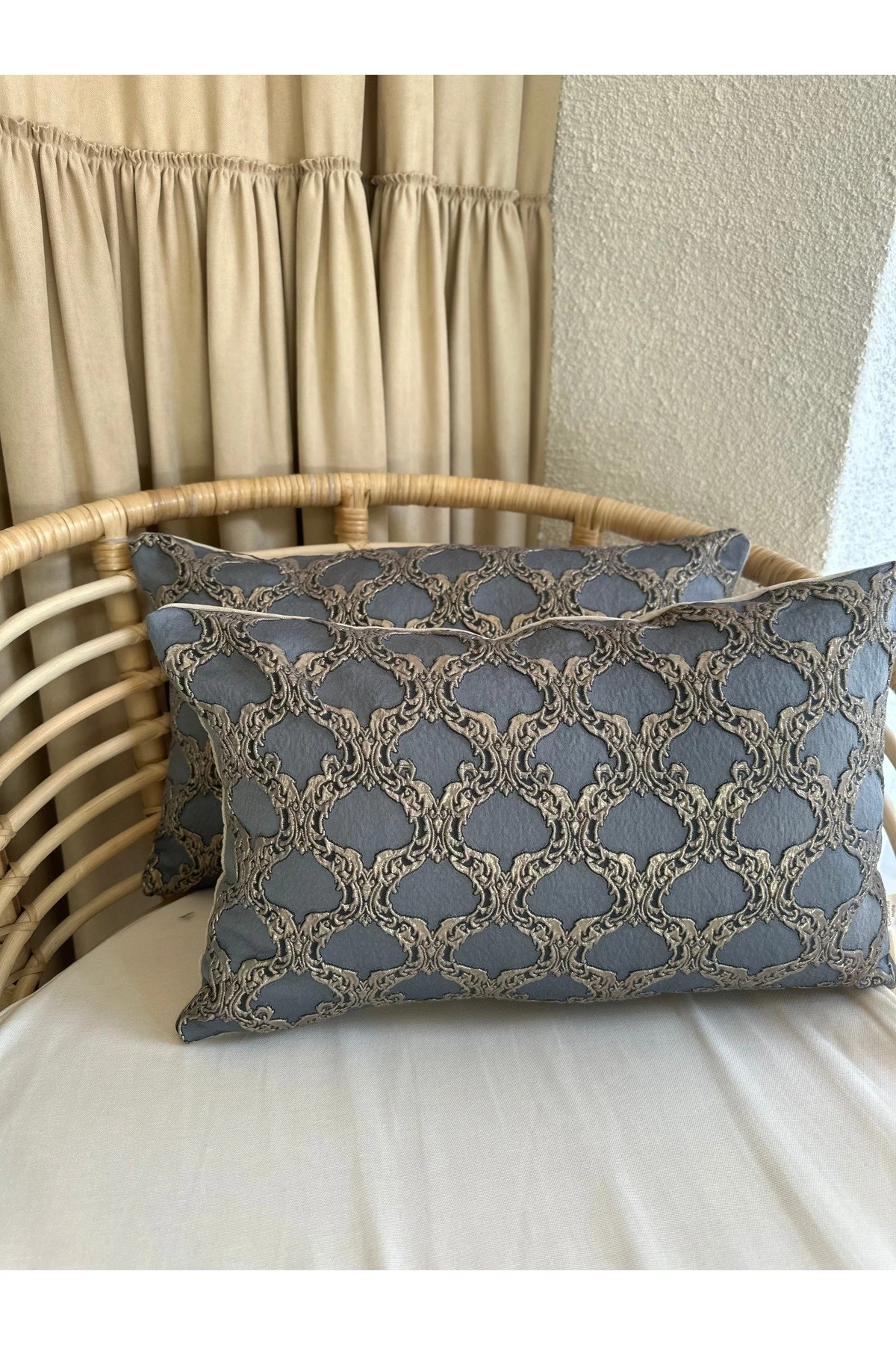 2 li Mavi Gold Detaylı Salon Kırlent Kılıfı desen3