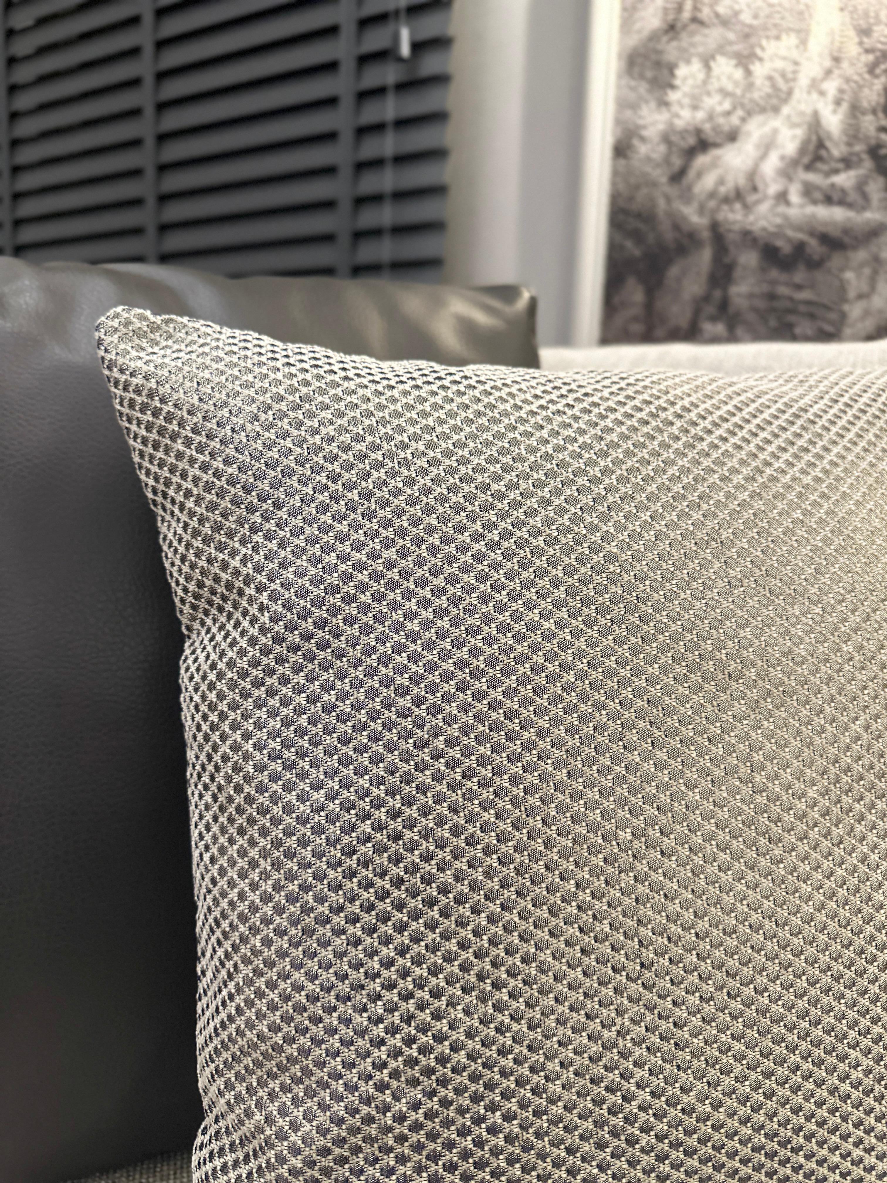 Platin gri sedef simli salon kırlent kılıf