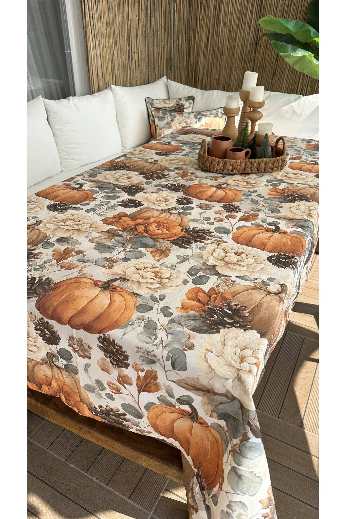 Leke Tutmaz Sıvı Geçirmez Bal Kabağı Desenli Ekru Masa Örtüsü