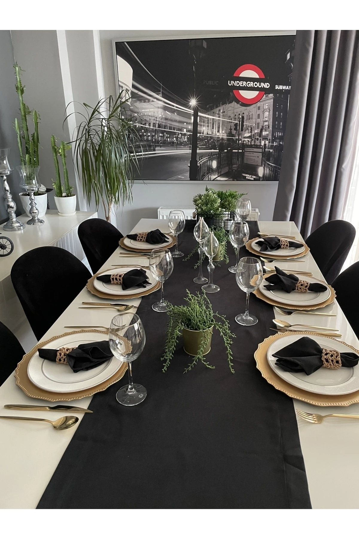 Kadife Dokulu Dertsiz Uzun Siyah Runner