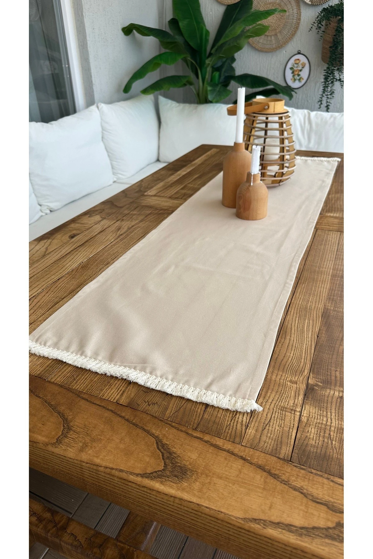 Püsküllü Leke Tutmaz Bej Runner