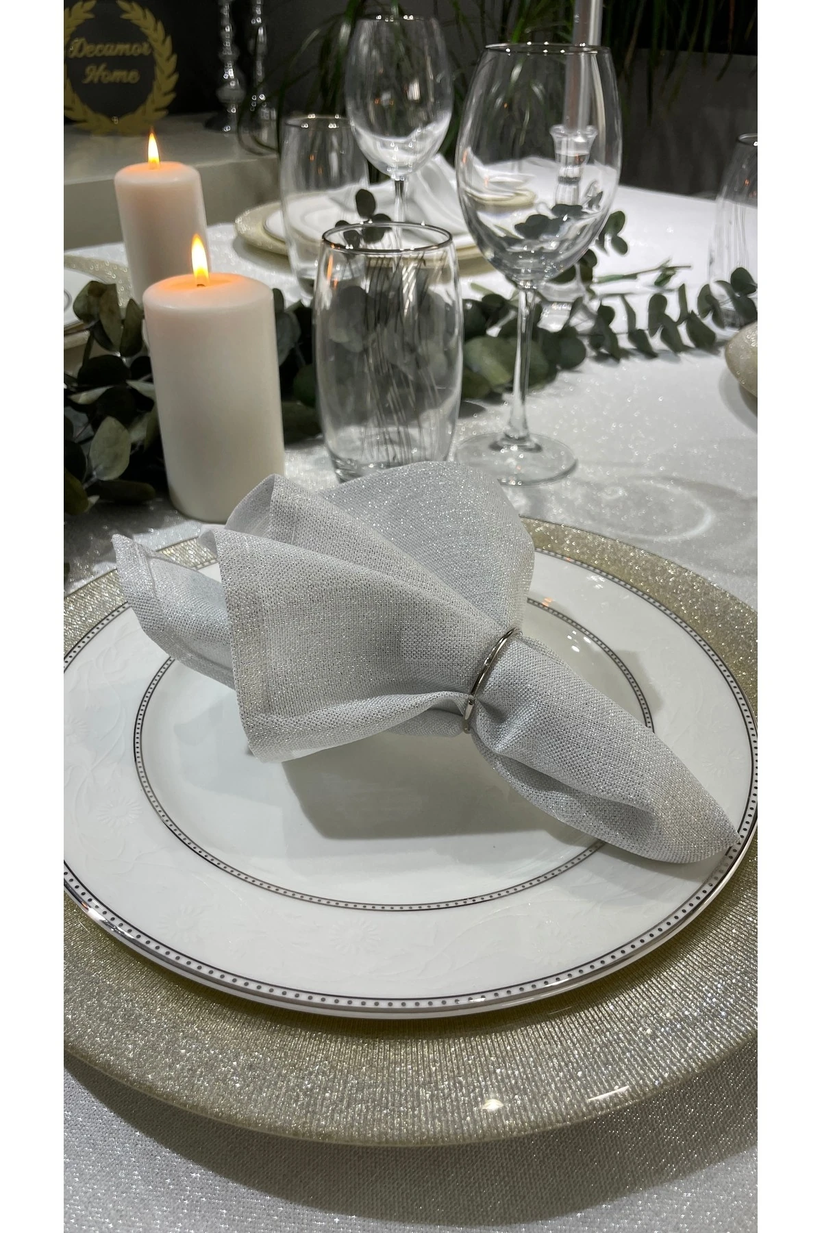6'lı Gümüş Simli Beyaz Peçete Kumaş Peçete