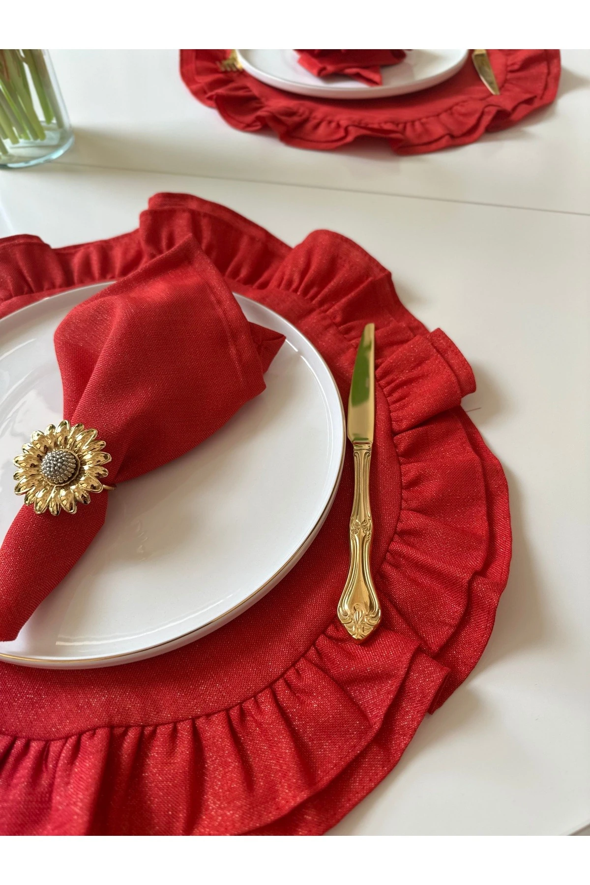 2 li Simli Kırmızı Fırfırlı Yuvarlak Amerikan Servis