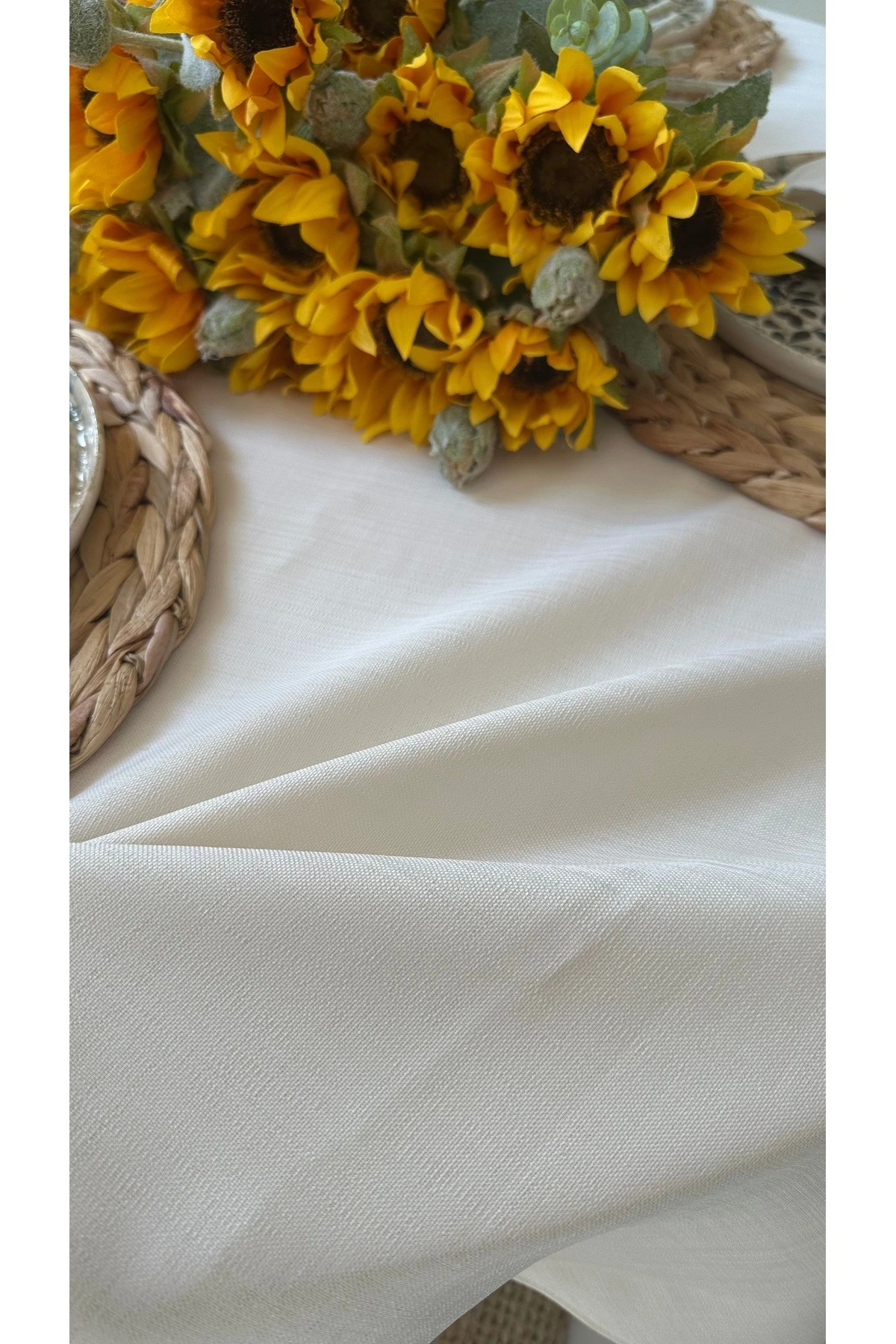 Keten Dokulu Yuvarlak Masa Örtüsü Düz Model - 5