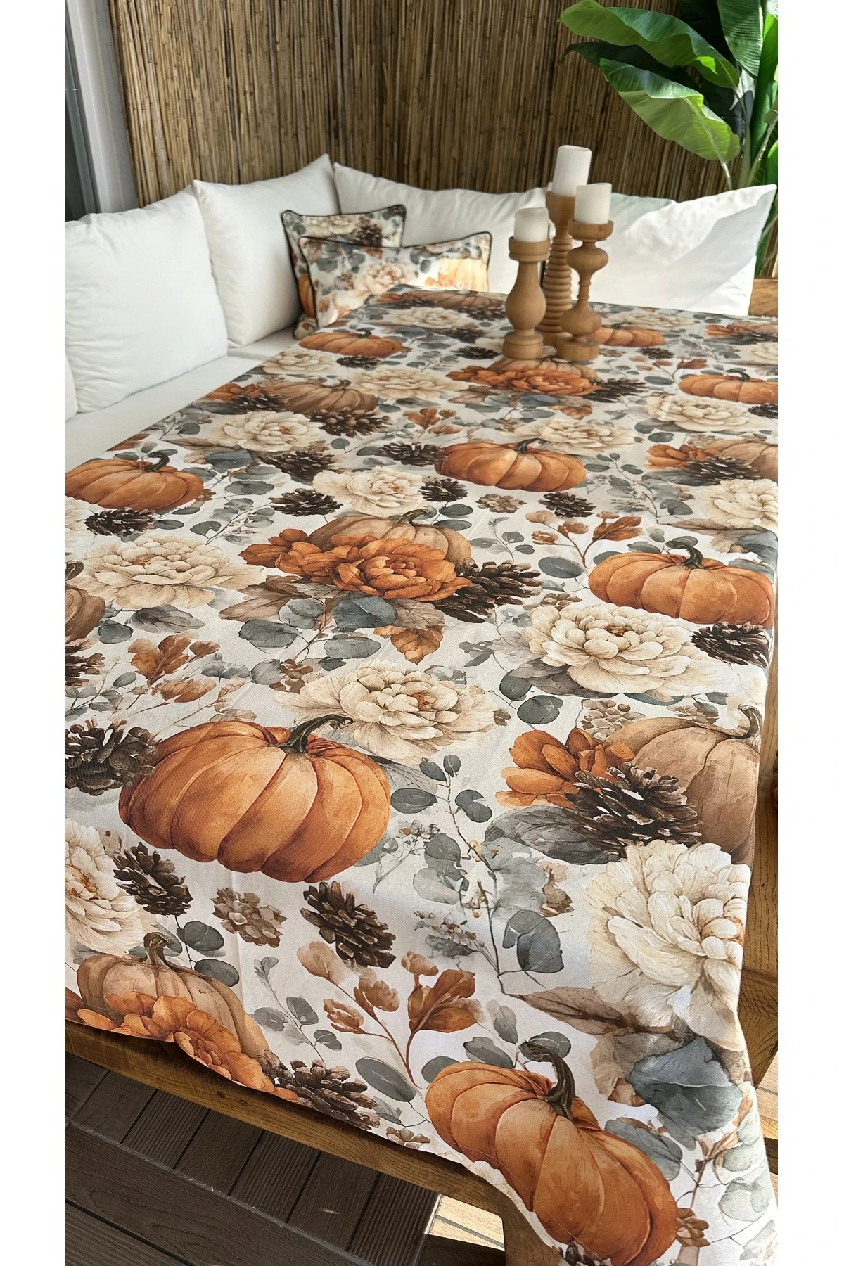 Leke Tutmaz Sıvı Geçirmez Bal Kabağı Desenli Ekru Masa Örtüsü