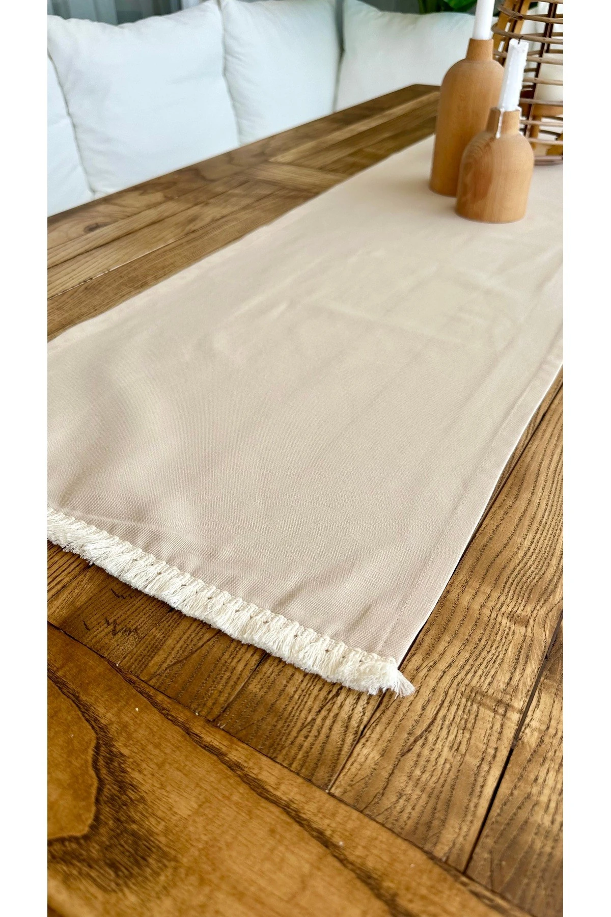 Püsküllü Leke Tutmaz Bej Runner