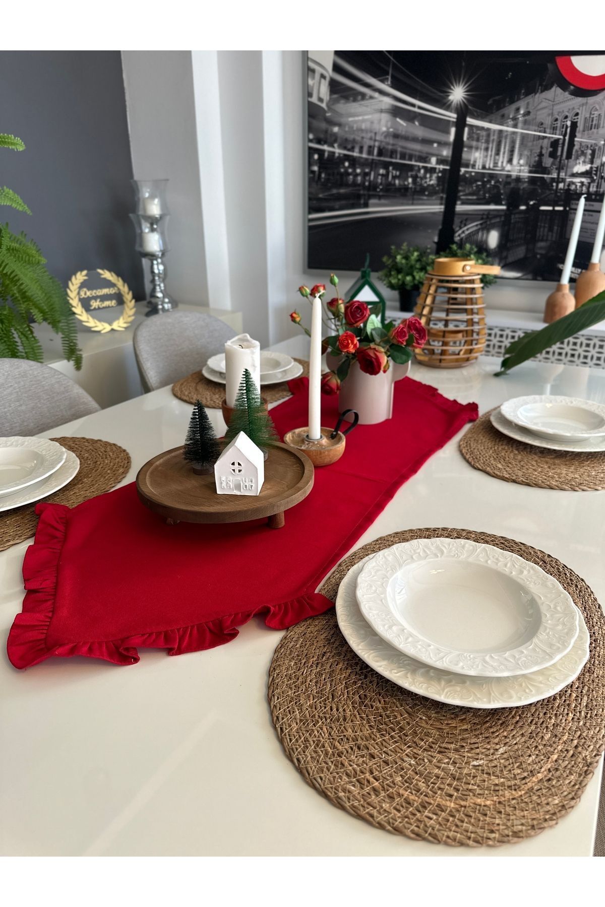 Vintage Köşe Fırfırlı Kırmızı Runner