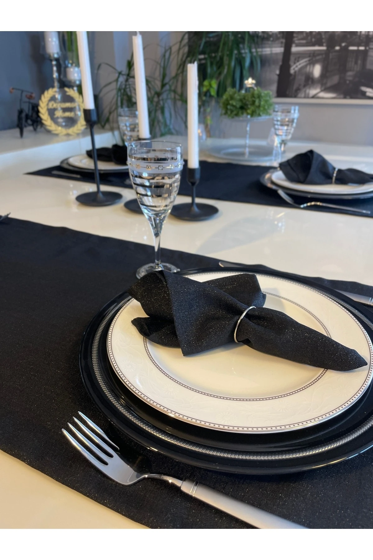 6 'lı Keten Dokulu Simli Siyah Peçete Kumaş Peçete