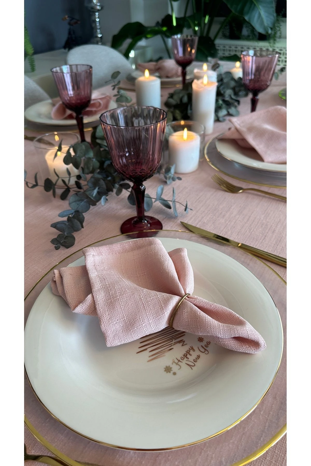 Keten Dokulu Pudra Pembe Masa Örtüsü