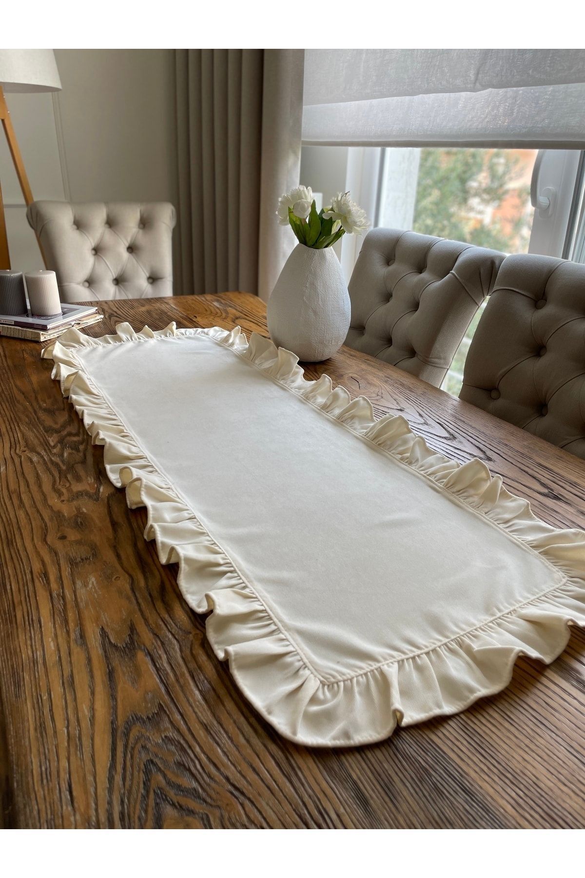 Kadife Dokulu Tam Fırfırlı Vintage Ekru Runner