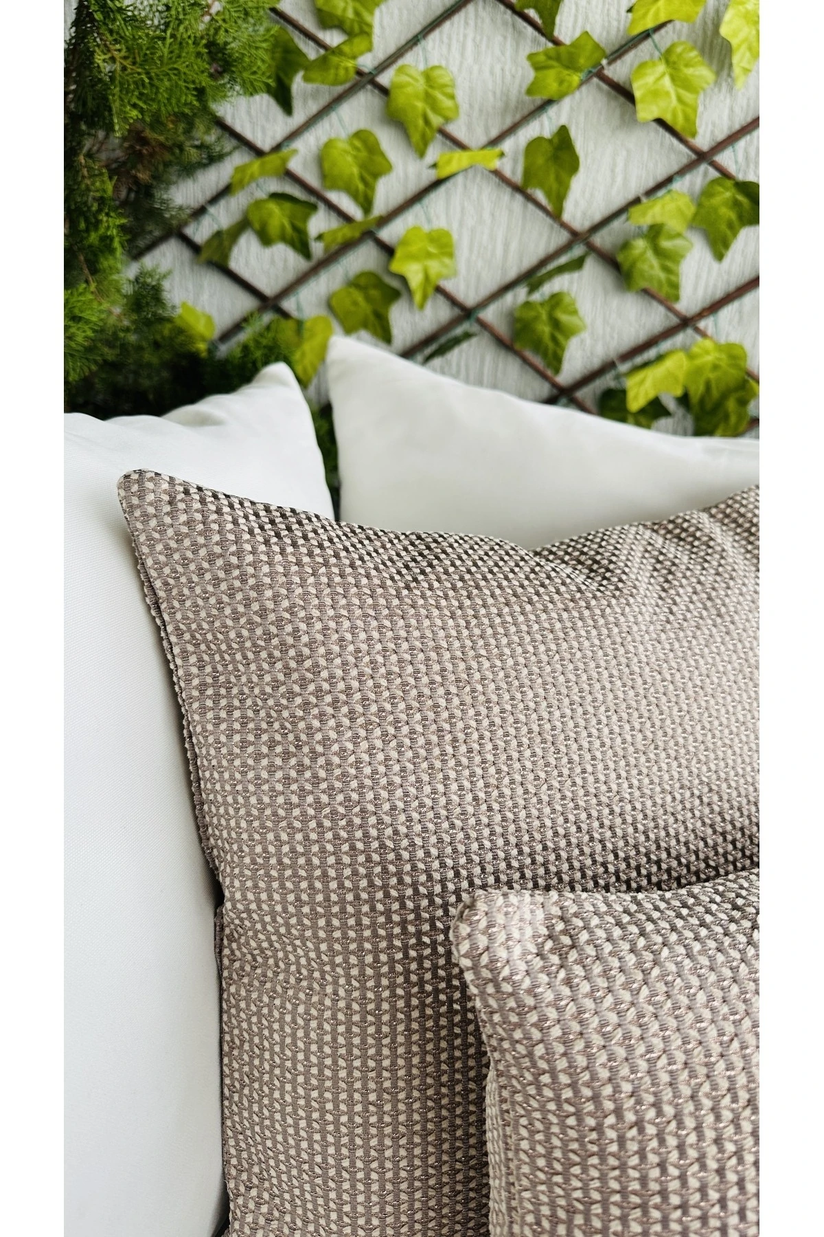 Rose Simli Vizon Salon Kırlent Kılıfı 1 Ad Kumaş Revize Edildi