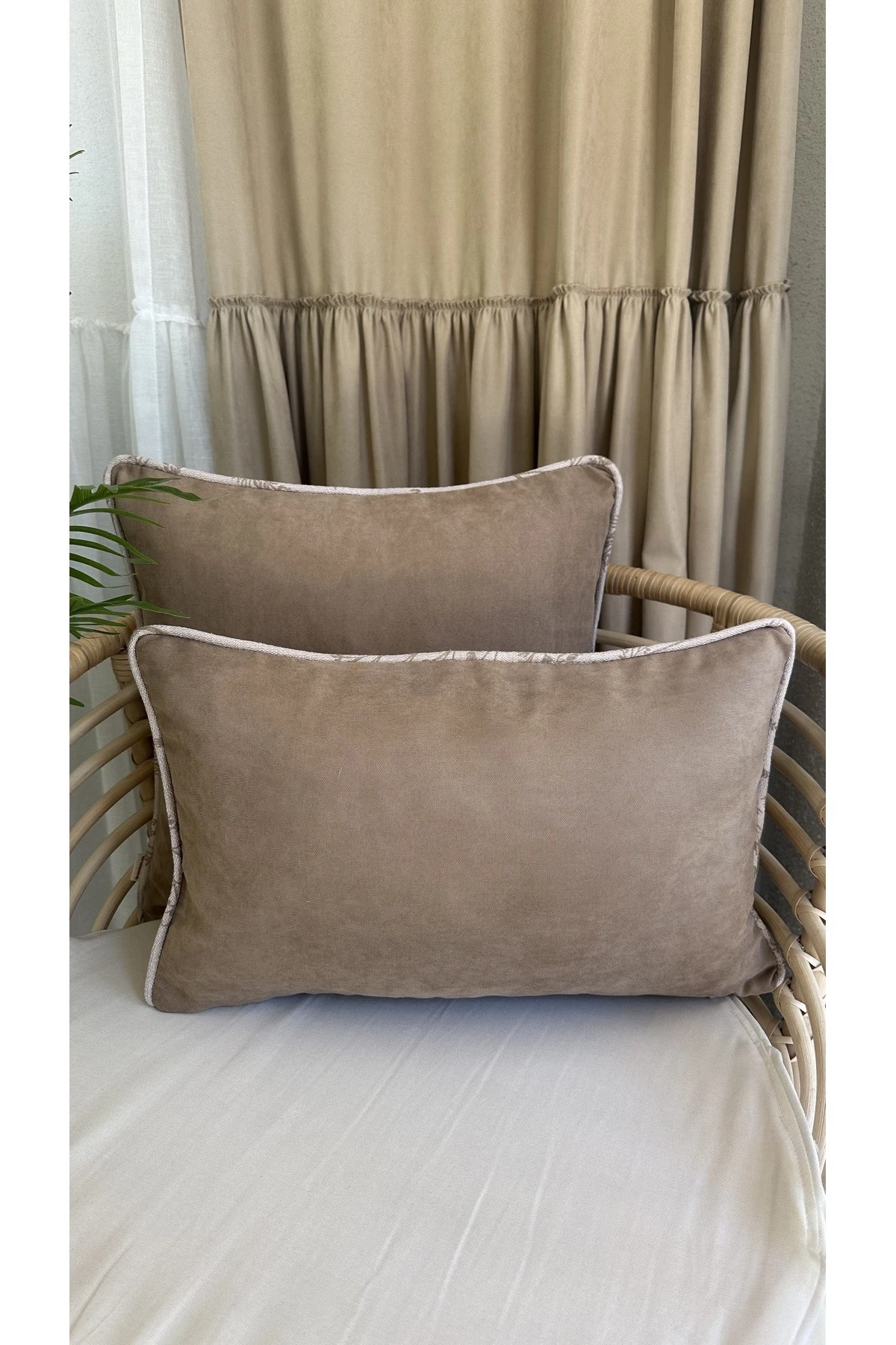 Sütlü Kahverengi Biye Detaylı Kırlent Kılıfı 1 ad