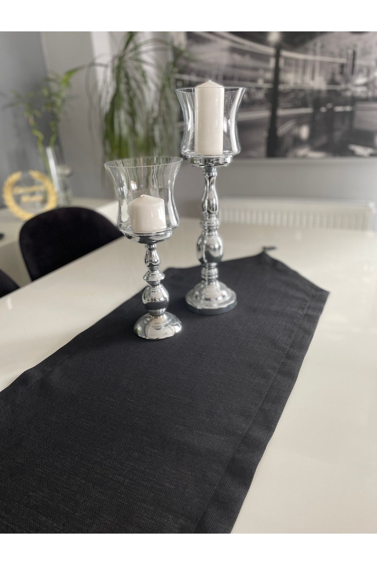 Püsküllü Siyah Keten Runner