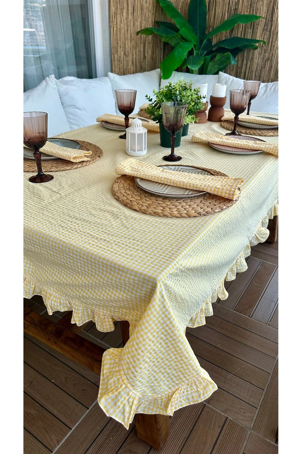 Thin Keten Sarı Pötikare Fırfırlı Masa Örtüsü
