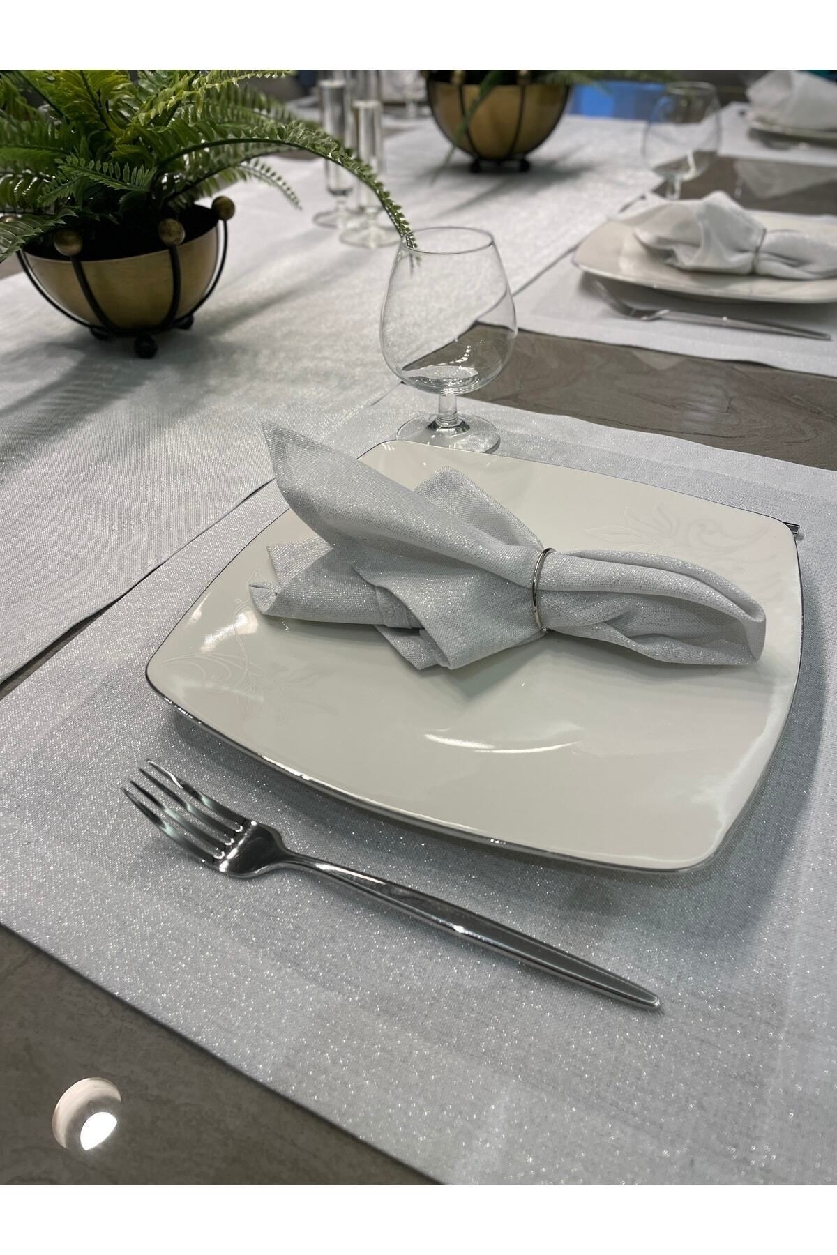 Linen Gümüş Simli Beyaz Amerikan Servis Ve Runner Set