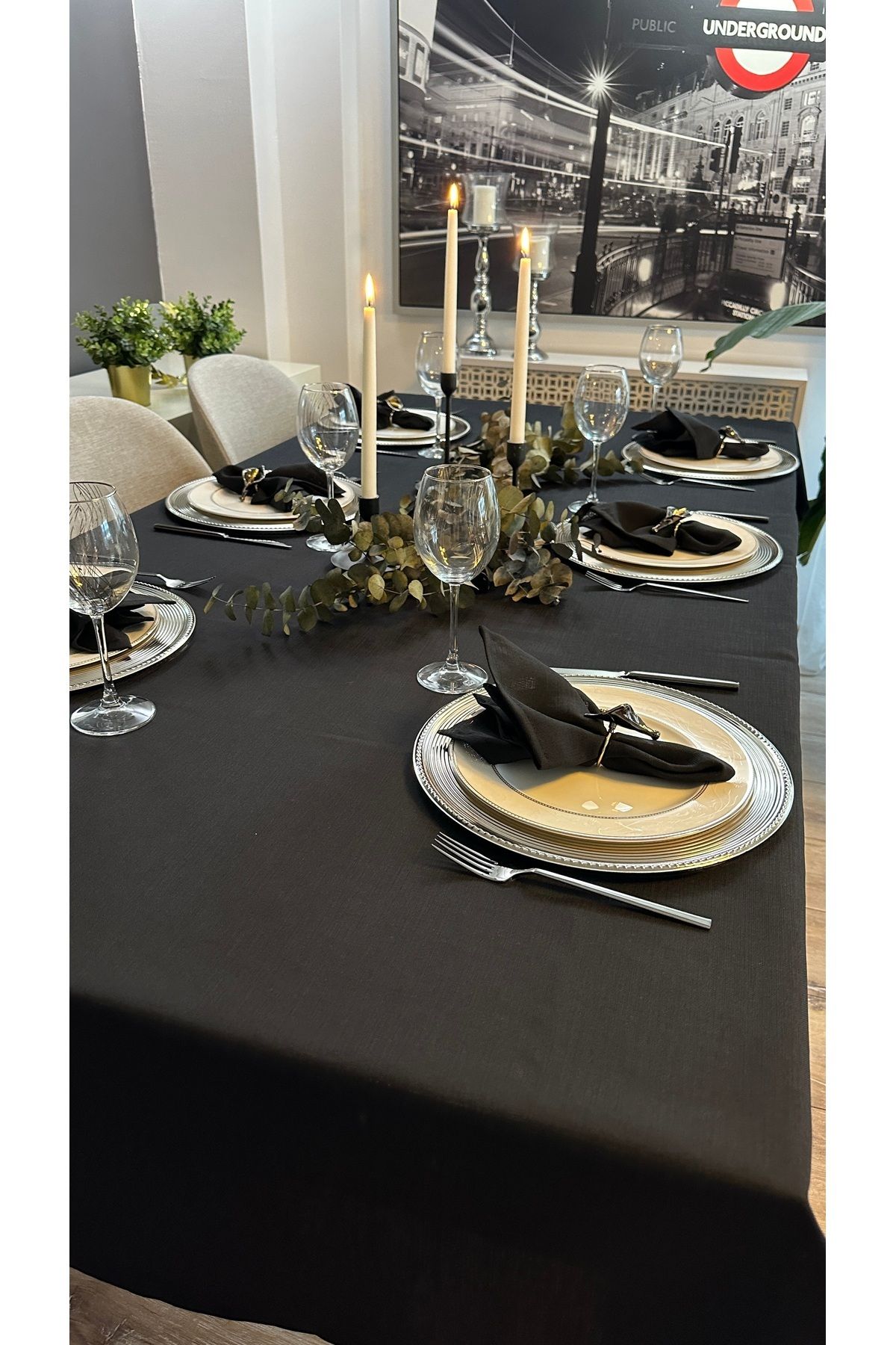 Keten Dokulu Siyah Masa Örtüsü