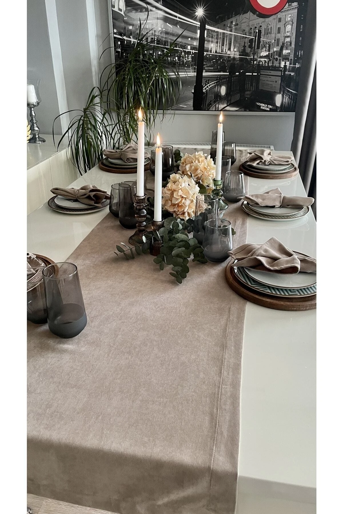 Kadife Dokulu Dertsiz Sütlü Kahve Uzun Runner